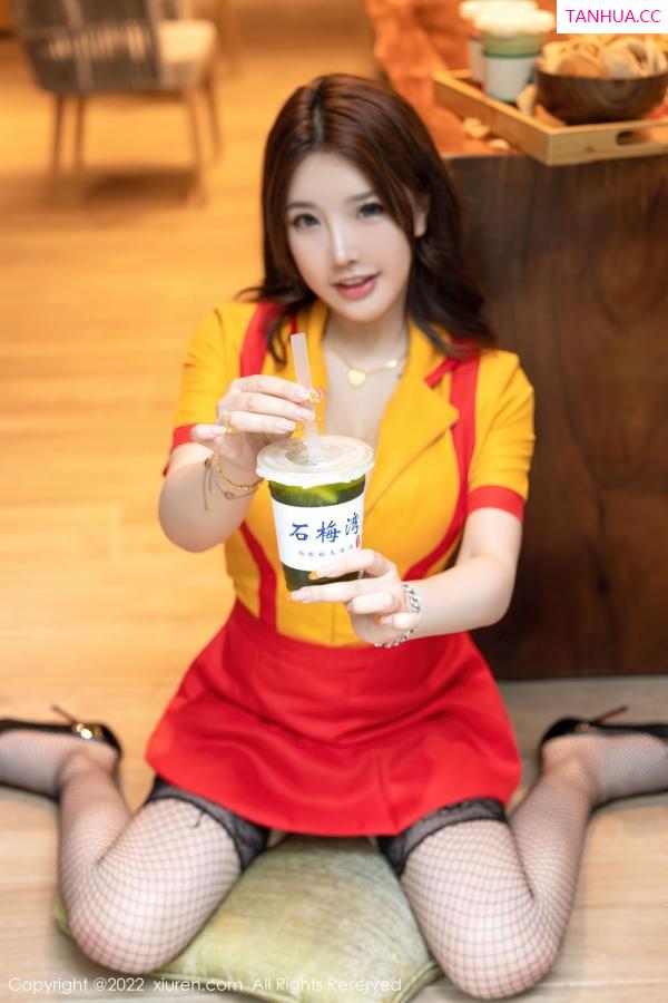小海臀  [XiuRen]高清写真图 2022.08.29 No.5509 小海臀Rena第14张图片